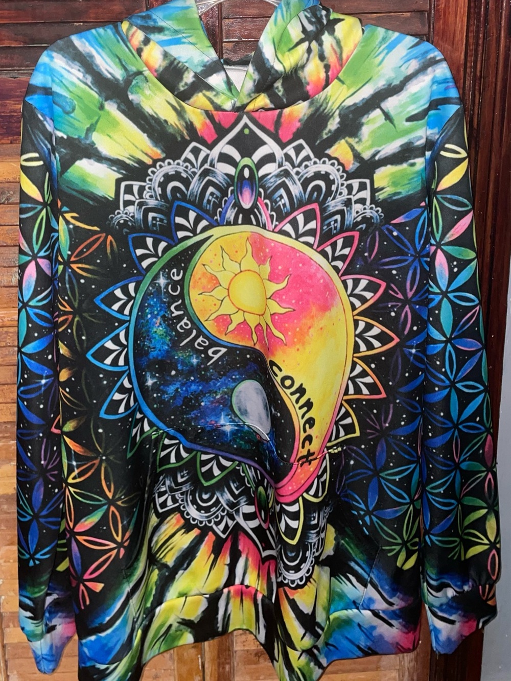 Tie-Dye Colorful Sun & Moon Graphic Hoodie - Multicolor